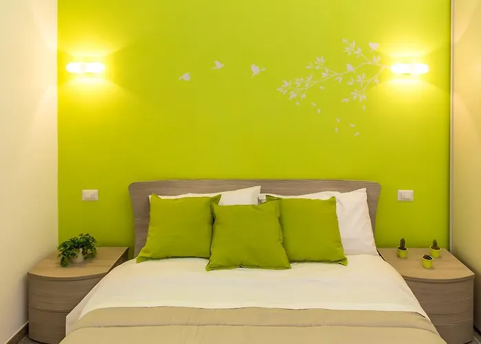 The Corner Couette-café